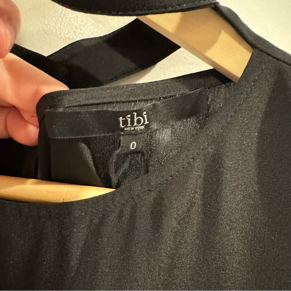 NWT Tibi Silk Black Cutout Neck Blouse Size 0 - Picture 5 of 8